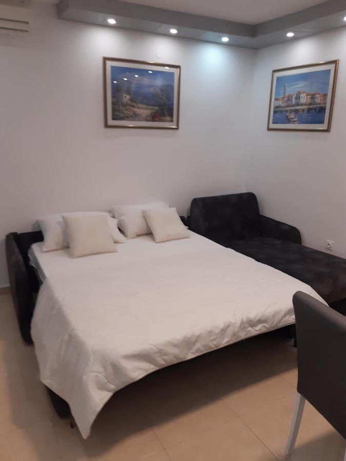 Apartment Vesna โปดาซา ภายนอก รูปภาพ